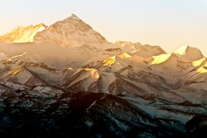 O Everest, com mais de 8 mil metros acima do nível do mar, é o pico mais alto do Himalaia.