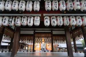 Lanternas Duvine no Japão, uma das coisas tradicionais da sua cultura