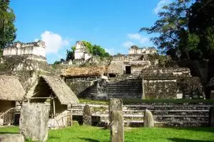 Parque Nacional de Tikal na Guatemala, e sua arquitetura