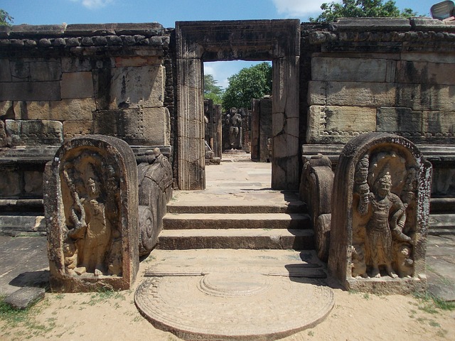 Sítios arqueológicos no Sri Lanka