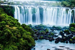 Foz do Iguaçu no Paraná, um dos destinos de natureza brasileiros imperdíveis