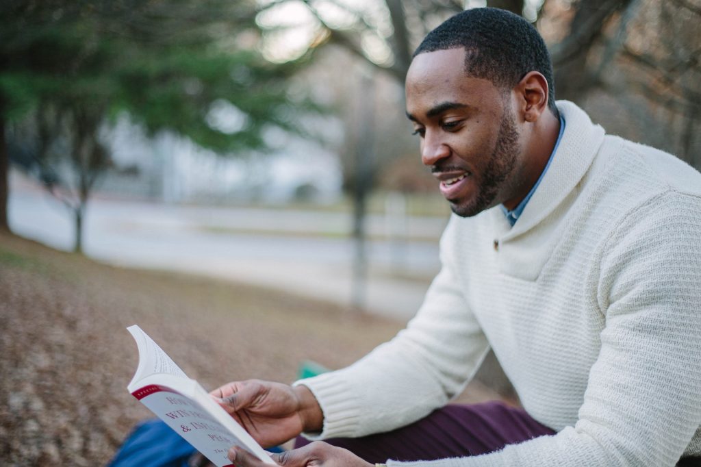 7 livros que se passam em diferentes cenários do mundo