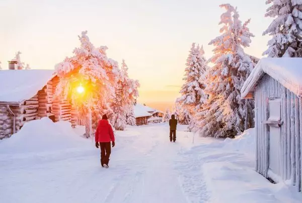 Lapônia é um dos destinos recomendados para o Natal 2025
