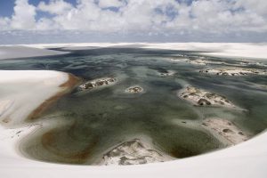 Lagoas Emendadas nos Lençóis Maranhenses