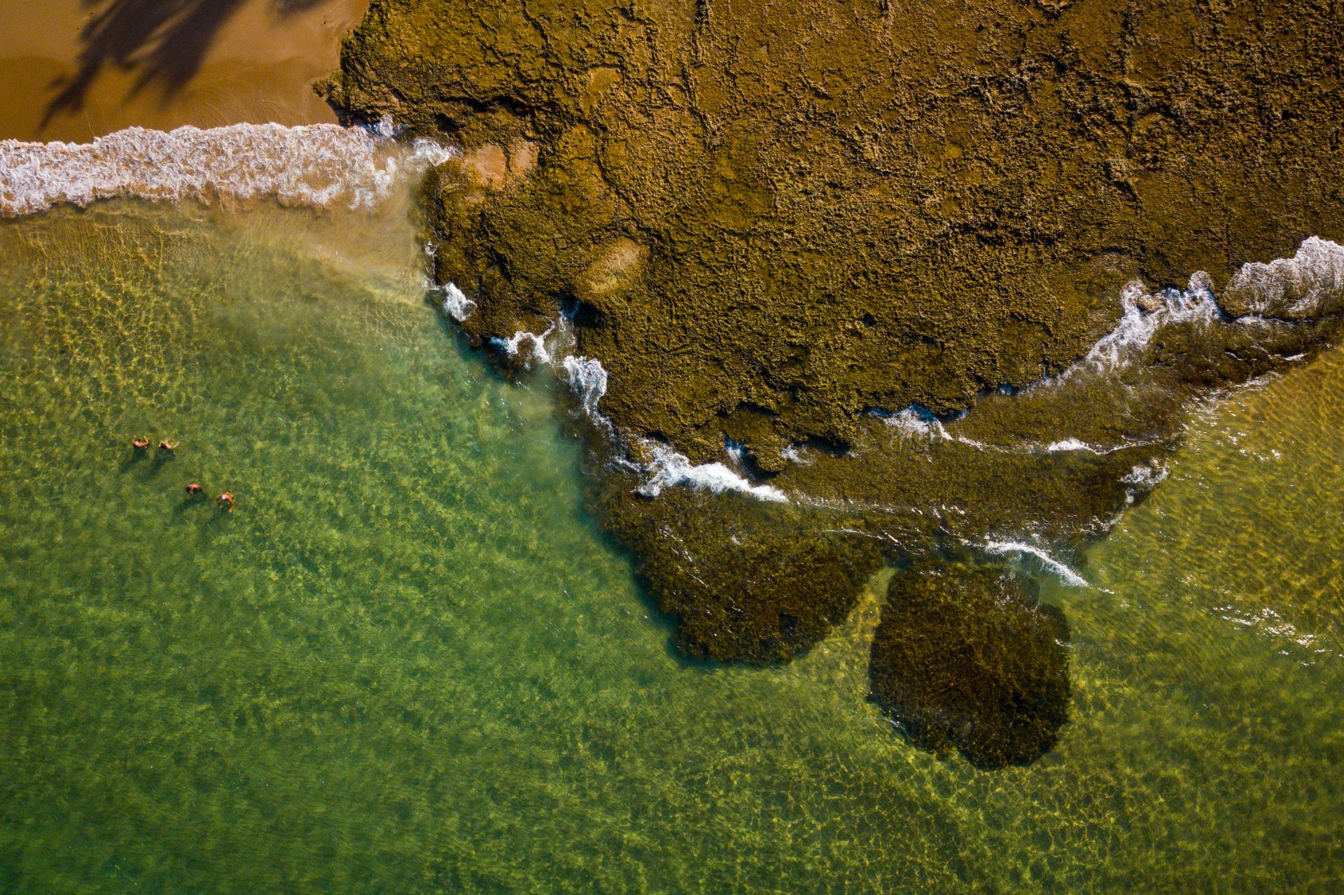 Conheça as belas praias da Península de Maraú