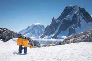 Quark Expeditions – Antártica Explorer