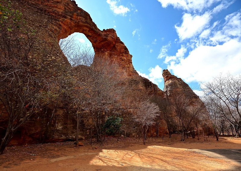 Pedra Furada, na Serra da Capivara