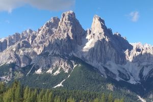 Faça Trekking nas Dolomitas, Itália