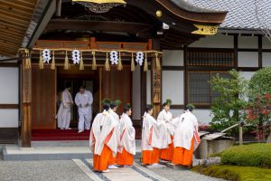 Monges no Japão