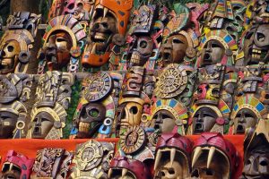 Máscaras em Uxmal, México