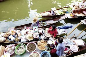 Mercado Flutuante - Bangkok, Tailândia