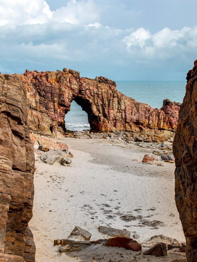 cropped-Pedra-Furada-Jericoacoara-Ceara-topo.jpg