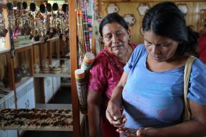 Artesanato-Amazonia-Peru-galeria