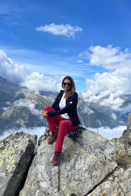 Nossa diretora, Eliane Leite, em uma viagem à Suíça.