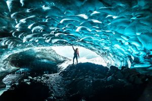 Caverna de gelo na Islândia