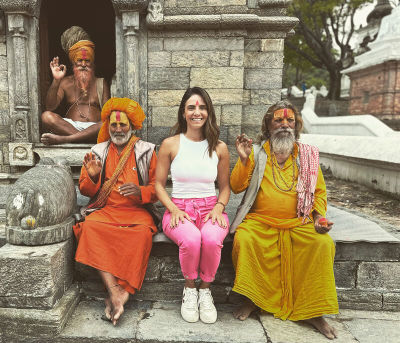 Eliane Leite, diretora da Adventure Club, visitando o Nepal