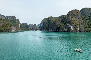 Ha-Long-Bay-Vietna-galeria80