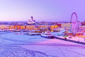 View,Of,The,Icy,Harbor,At,Dusk,In,Winter,In
