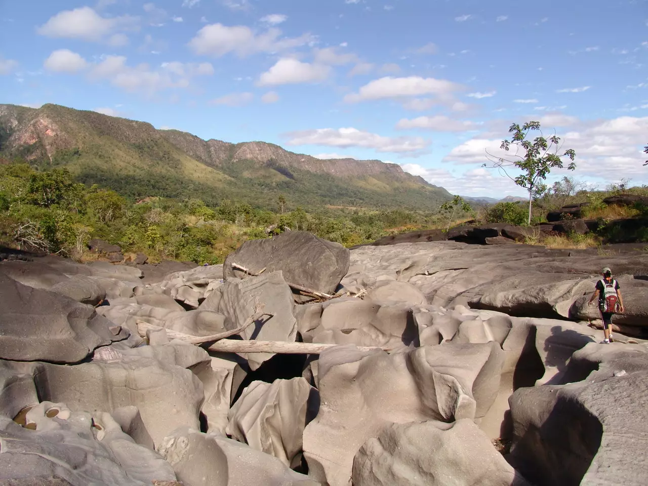 Conheça o Vale da Lua, na Chapada dos Veadeiros
