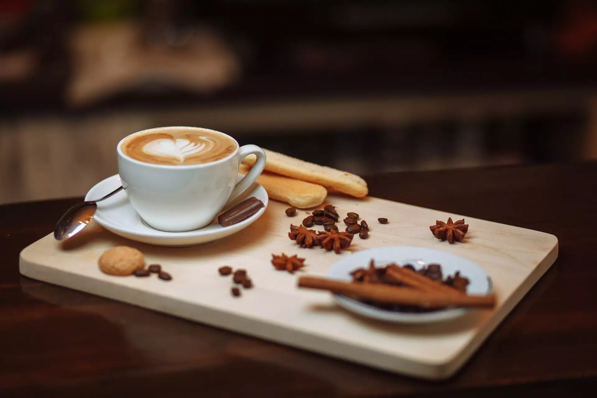 Descubra 6 cafeterias super charmosas pelo mundo