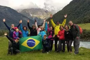 nova zelandia latitude 51 galeria 05 Várias pessoas curtindo o Trekking Nova Zelândia - Ilha Sul