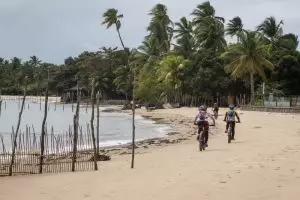 Roteiro de bike na Península do Maraú na Bahia